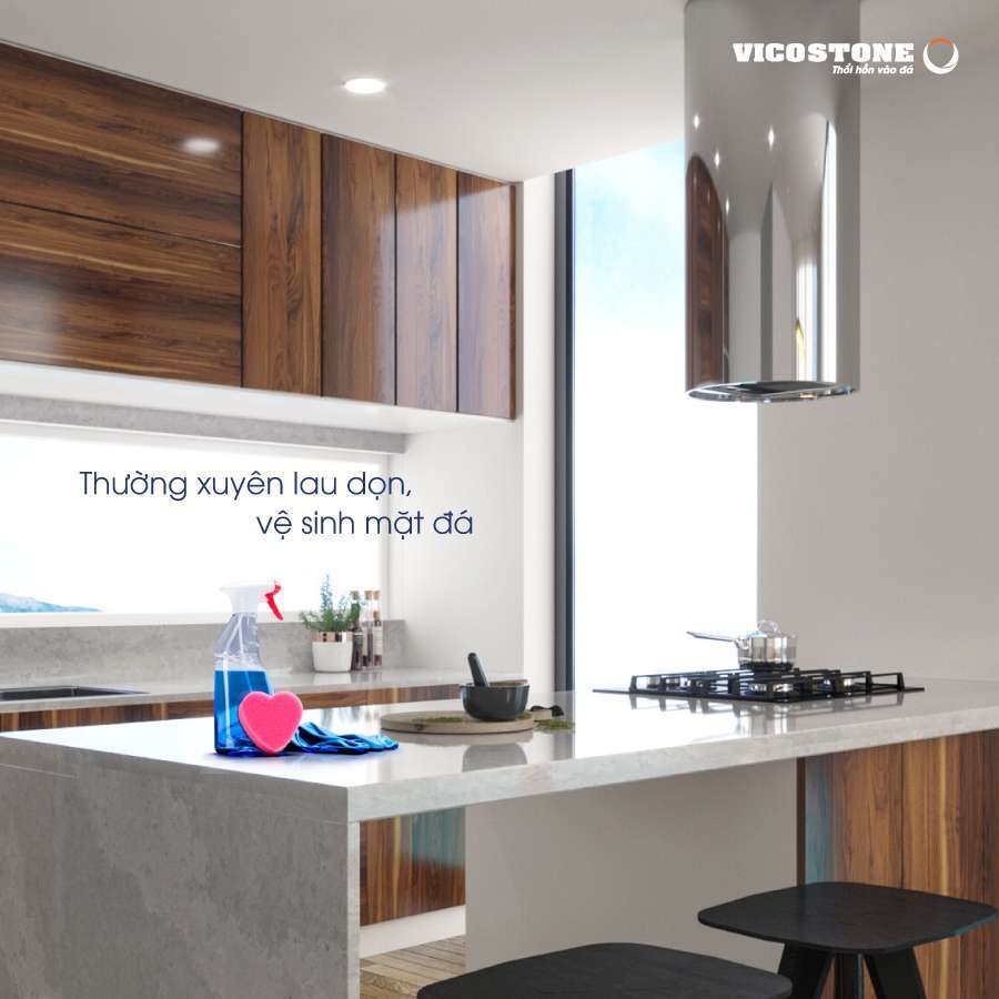 Vệ sinh đá Vicostone hằng ngày với khăn ẩm để loại bỏ các vết bẩn